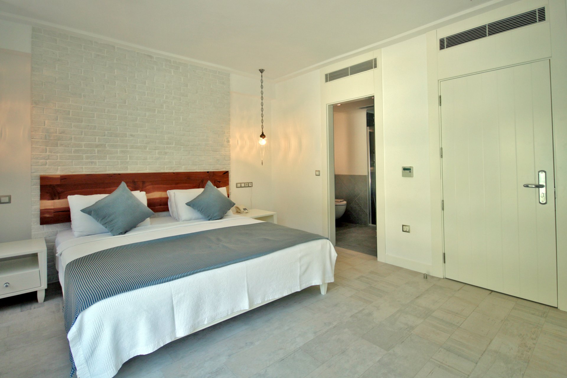 DELUXE BALKONLU DOĞA MANZARALI ODA 