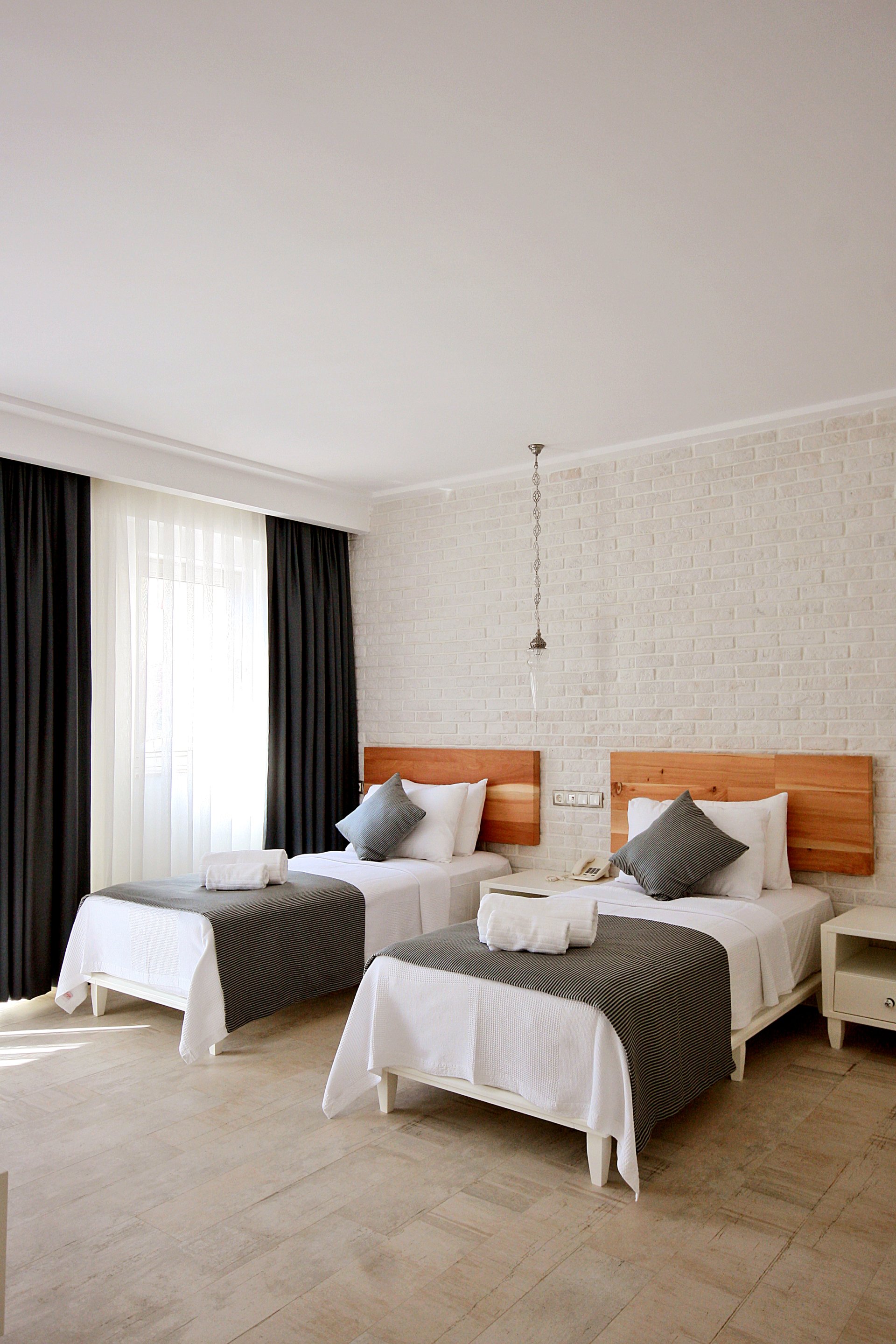 DELUXE BALKONLU İKİ AYRI YATAKLI ODA 